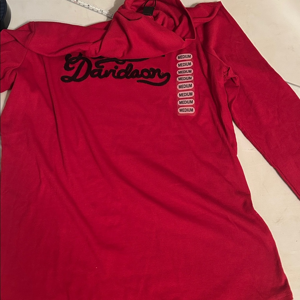 NWT Harley-Davidson Medium Dark Red Long Sleeve Turtleneck Ribbed T-Shirt